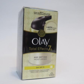 OLAY TOTAL EFFECTS AGE DEFYING MOISTURISER 50ml