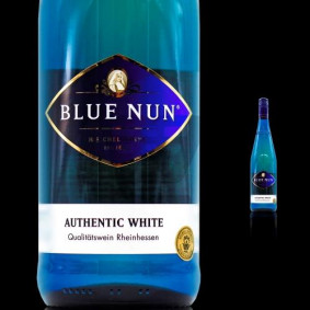 BLUE NUN WHITE WINE 75cl
