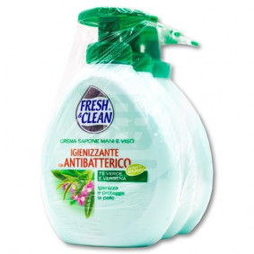 FRESH & CLEAN HAND LIQUID SOAP ANTI BACTERIAL 300ml x3