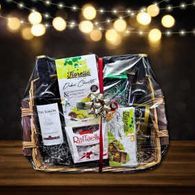 CHRISTMAS HAMPER
